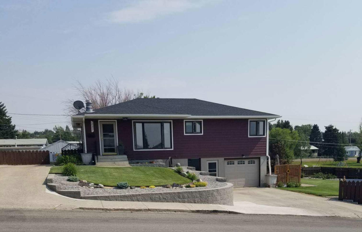 237 3RD AVE SW, CUT BANK, MT 59427, photo 1 of 26