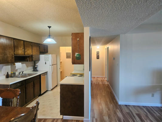 228 13TH AVE S APT 8, GREAT FALLS, MT 59405, photo 4 of 30