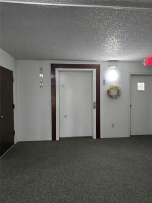200 13TH AVE S APT 17, GREAT FALLS, MT 59405, photo 4 of 32