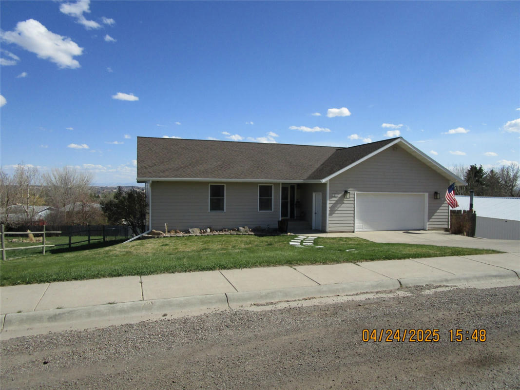 916 VALLEY VIEW DR, GREAT FALLS, MT 59404, photo 1 of 42